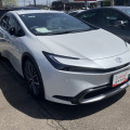 U-Car金沢御影店 中古車情報★プリウス 入荷しました★