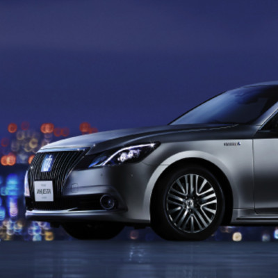 トヨタ店創立70周年記念の特別仕様車を発売（クラウン マジェスタ）