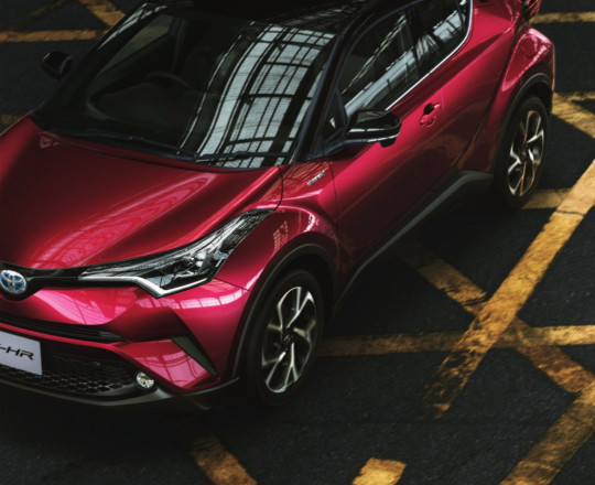 2トーンカラーのC-HR登場！