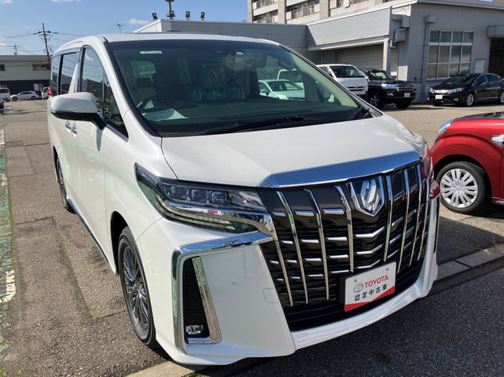 U-Car金沢御影店 中古車情報★アルファード ハイブリッド エグゼクティブラウンジS 入荷しました★