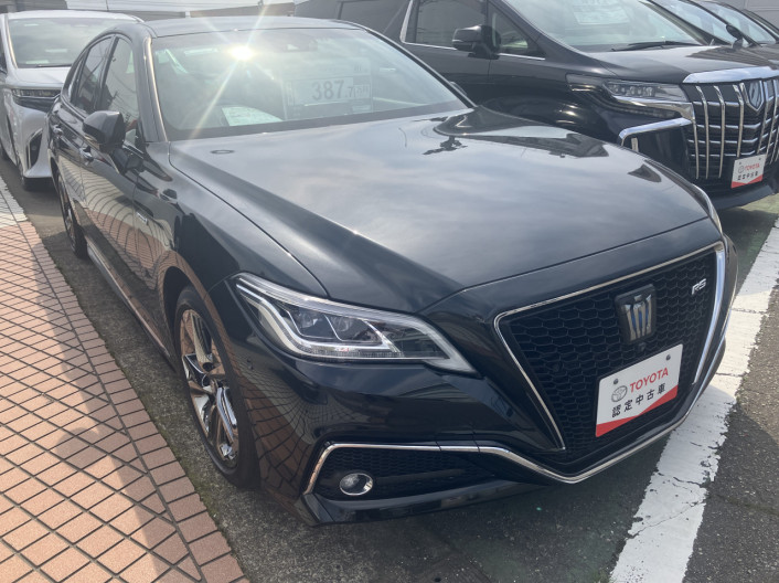 U-Car金沢御影店 中古車情報★クラウン ハイブリッド 入荷しました★