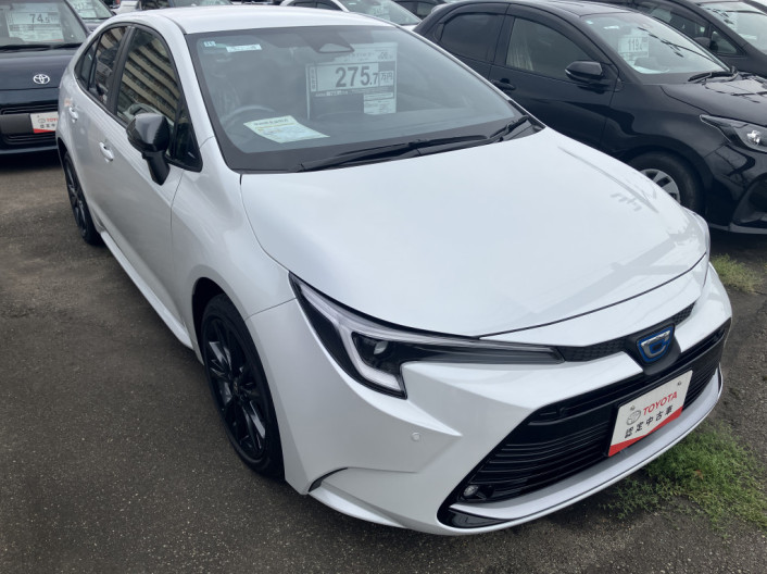 U-Car金沢御影店 中古車情報★カローラ ハイブリッド 入荷しました★