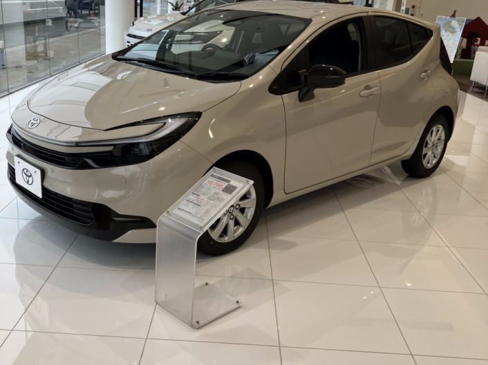 スマートなアクアの魅力