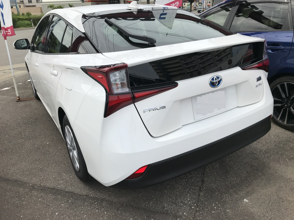 U Car金沢御影店 中古車情報 プリウス4wd現行型後期モデル 未使用車 入荷しました U Car金沢御影店 石川トヨタ自動車株式会社 公式webサイト お知らせ