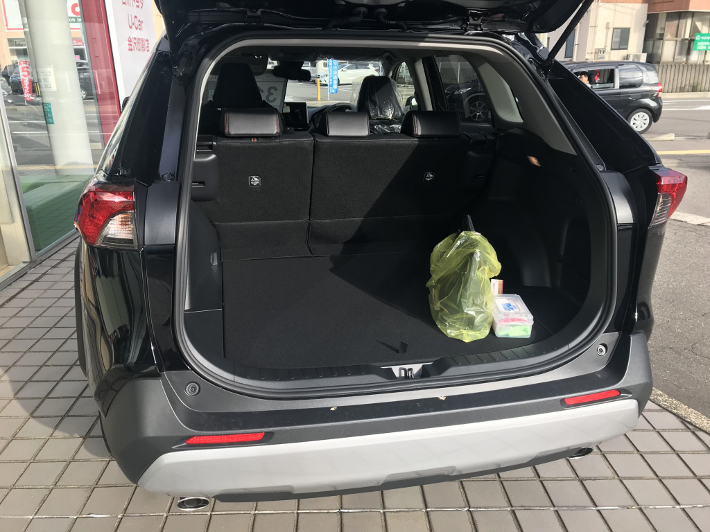 U Car金沢御影店 中古車情報 Rav4 現行型 未使用車 入荷しました U Car金沢御影店 石川トヨタ自動車株式会社 公式webサイト お知らせ