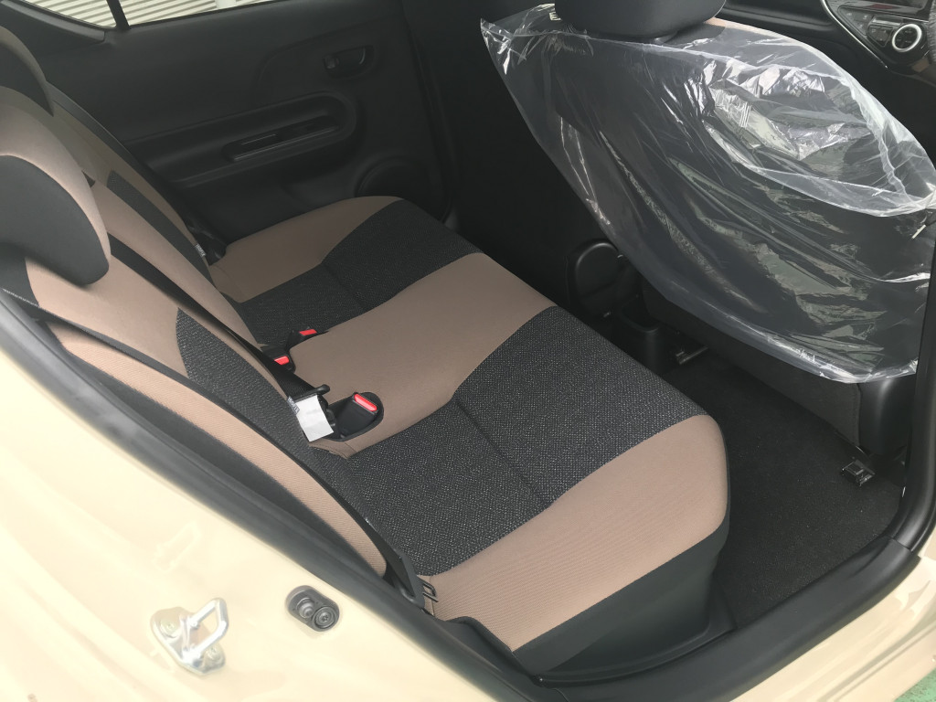 U Car金沢御影店 中古車情報 アクア特別仕様車 Glamper 未使用車 入荷しました U Car金沢御影店 石川トヨタ自動車株式会社 公式webサイト お知らせ