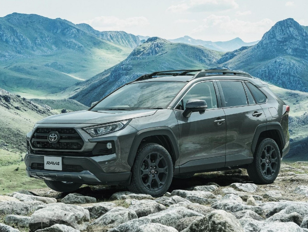 RAV4、特別仕様車 Adventure